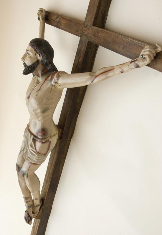 Cristo agónico en la cruz. Archivo CNCR (Rivas, V., 2011).
